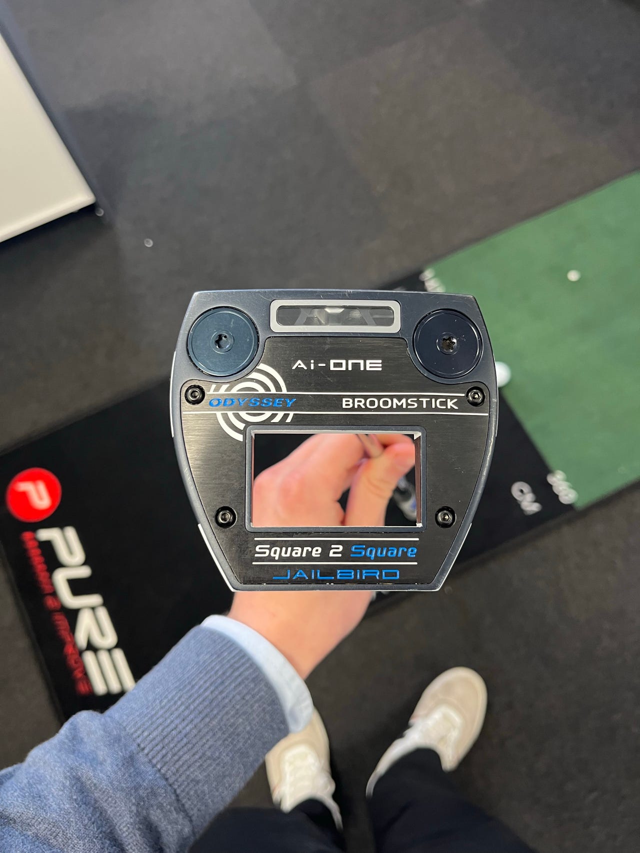 Odyssey Ai-One Broomstick Jailbird putter | FINN-torget