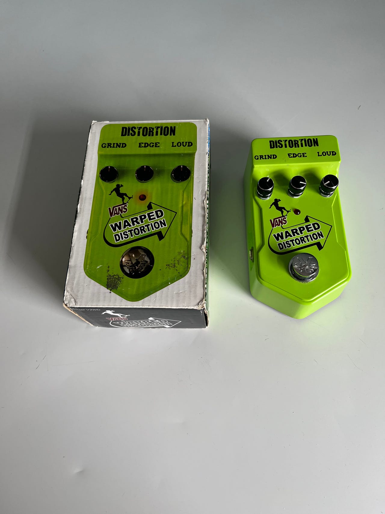 ギター VISUAL SOUND VANS WARPED DIST Supreme Visual Sound Vans Warped Distortion | FINN-torget