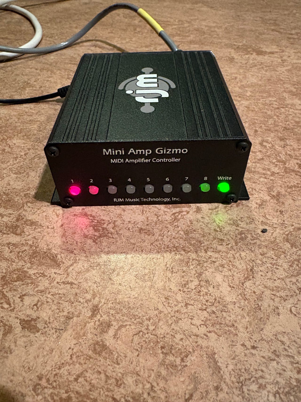 RJM Mini Amp Gizmo MIDI amp-kontroller | FINN-torget