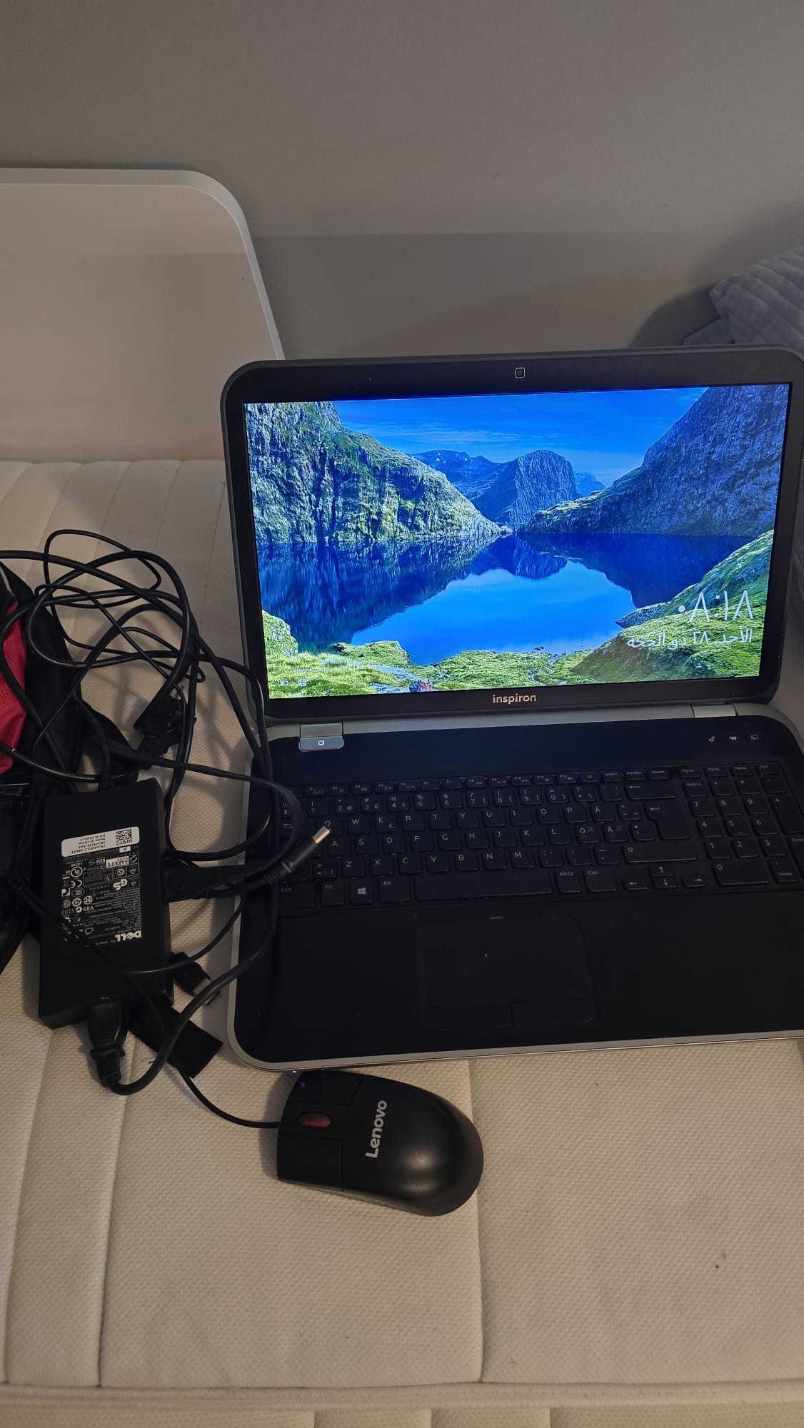 Dell Inspiron 7720 i7 / 8GB RAM / NVIDIA GT 650M / Windows 10 Pro