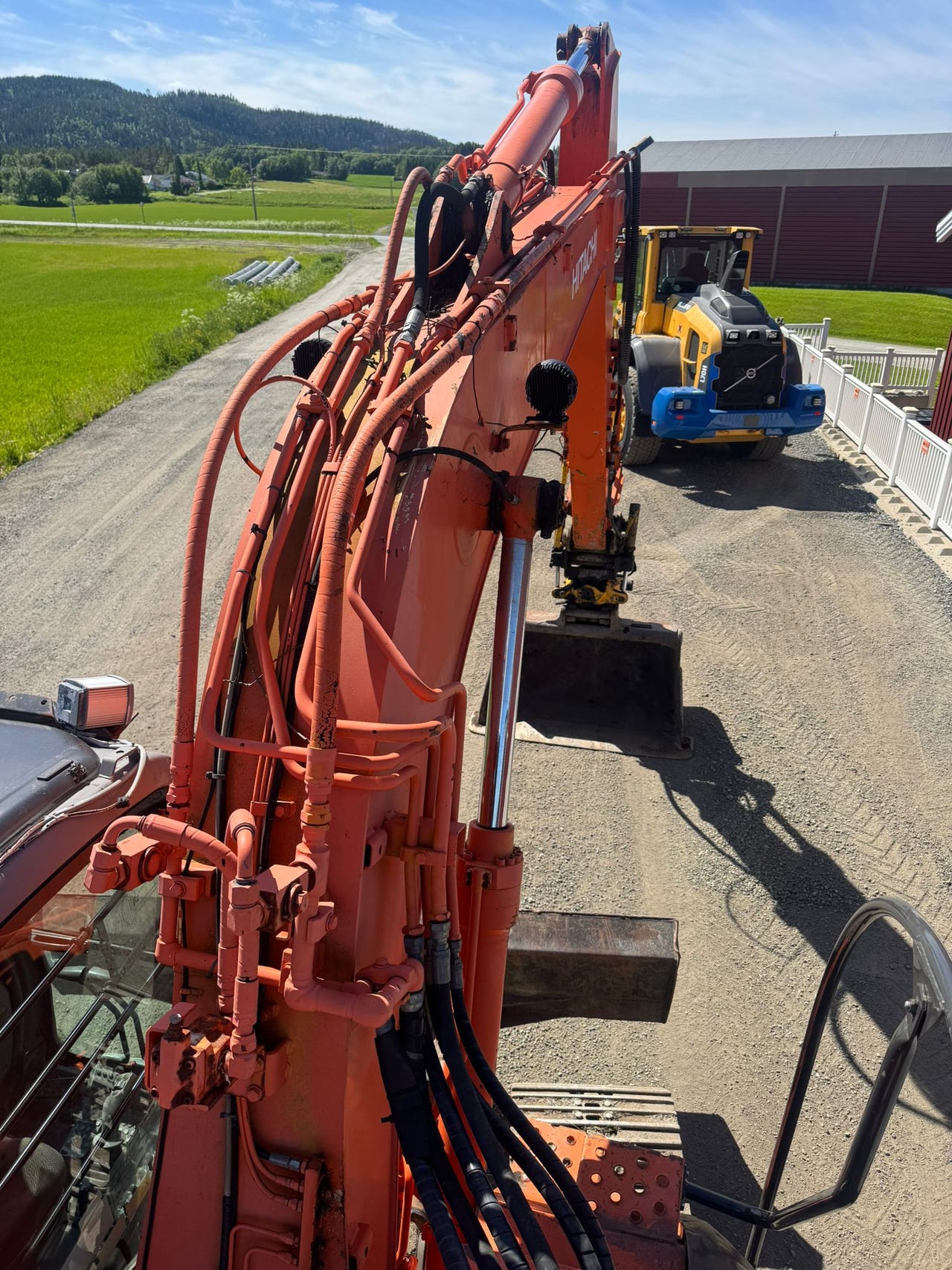 Hitachi ZX135US – bilde 11