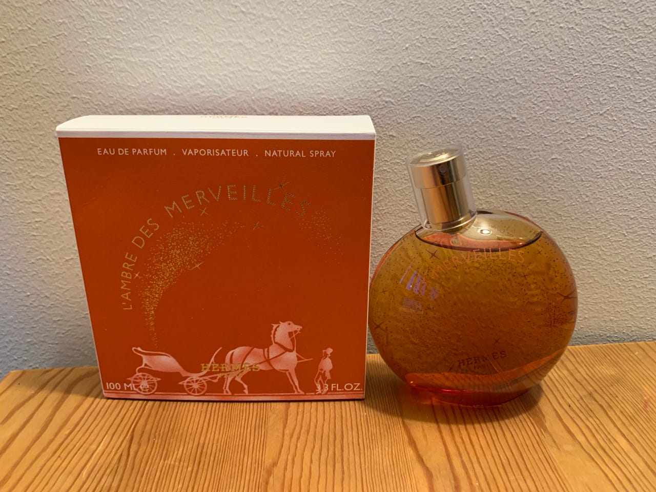 L'Ambre des Merveilles Hermès | FINN-torget