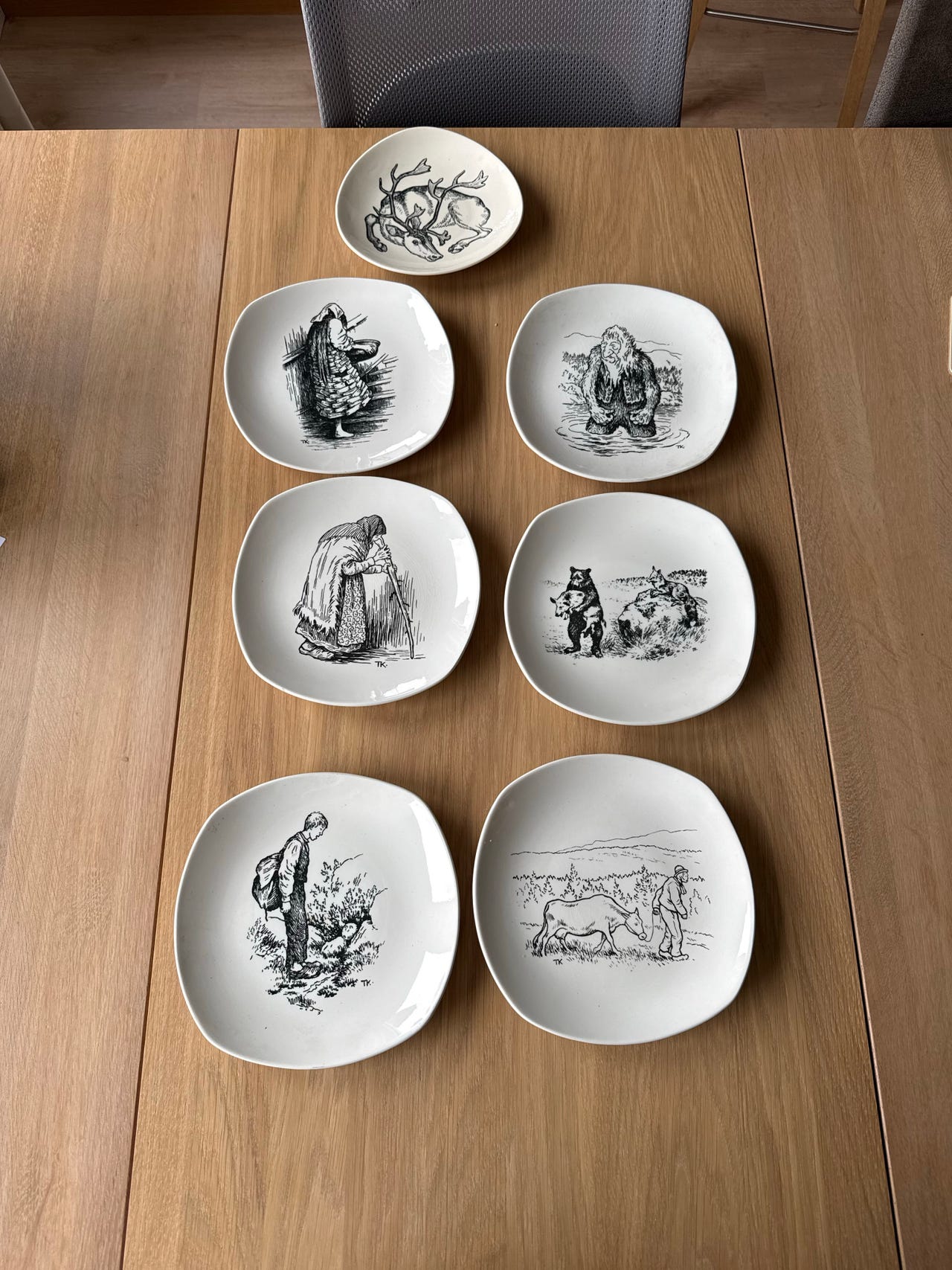 Stavangerflint med svarte motiv – 7 stk. Kittelsen og dyremotiv