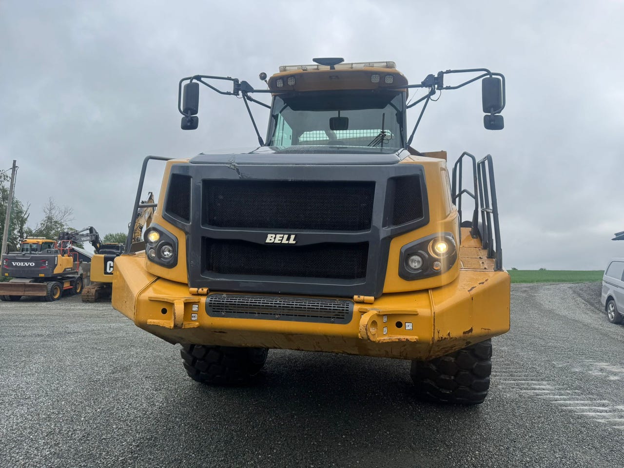 Bell B40 E – bilde 3 av 22
