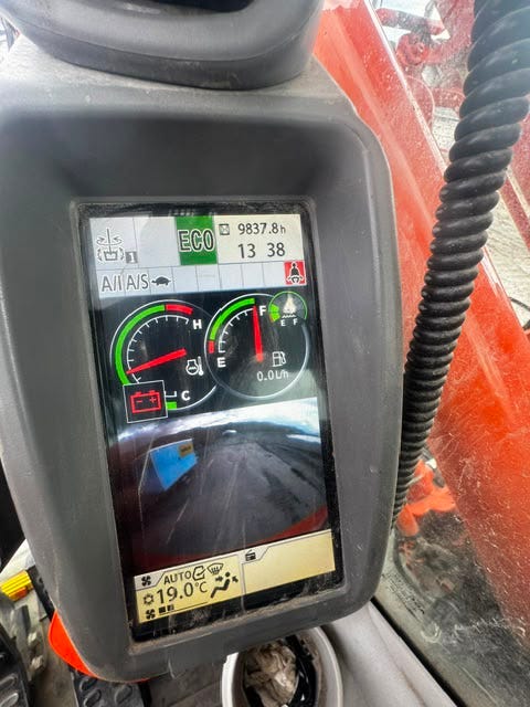 Hitachi ZX225LC-6 – bilde 20 av 22