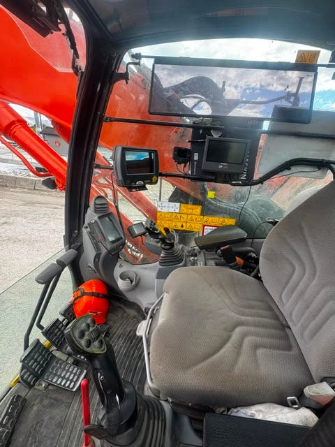 Hitachi ZX225LC-6 – bilde 22 av 22