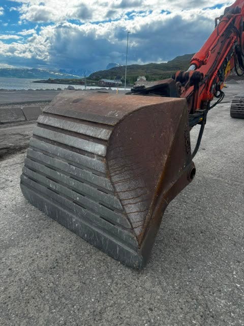 Hitachi ZX225LC-6 – bilde 18 av 22