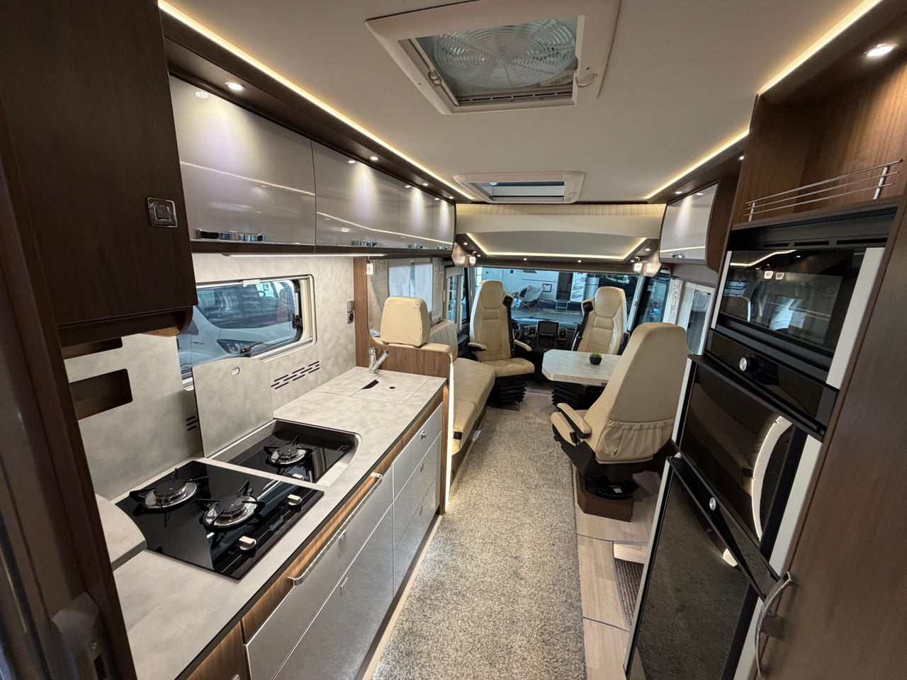 ad3311f9-6284-4e1a-94bd-ada801068401