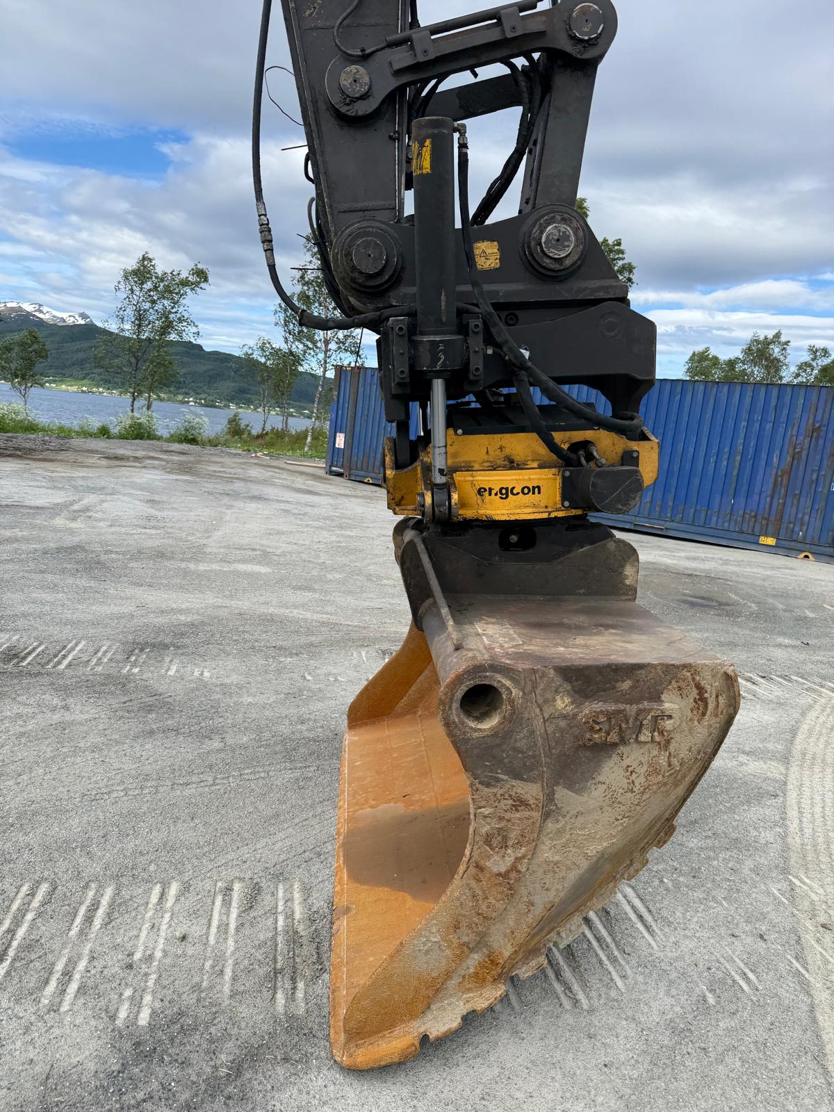 Volvo EC250EL – bilde 25 av 34