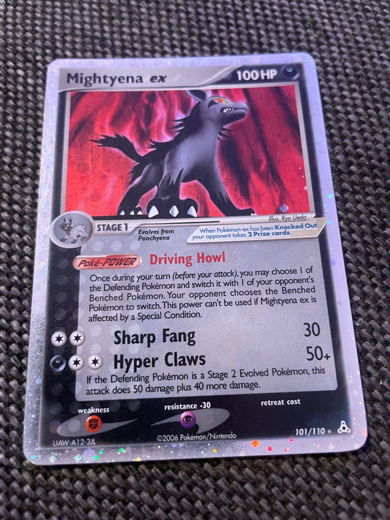 Pokémon Mightyena ex 101/110 – EX Holon Phantoms (2006) – Ultra