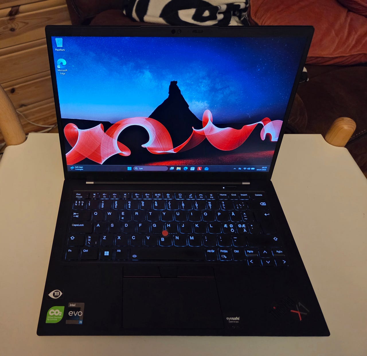 Lenovo Thinkpad X1 Carbon G10, i5-1240p/16GB/256GB SSD , 14