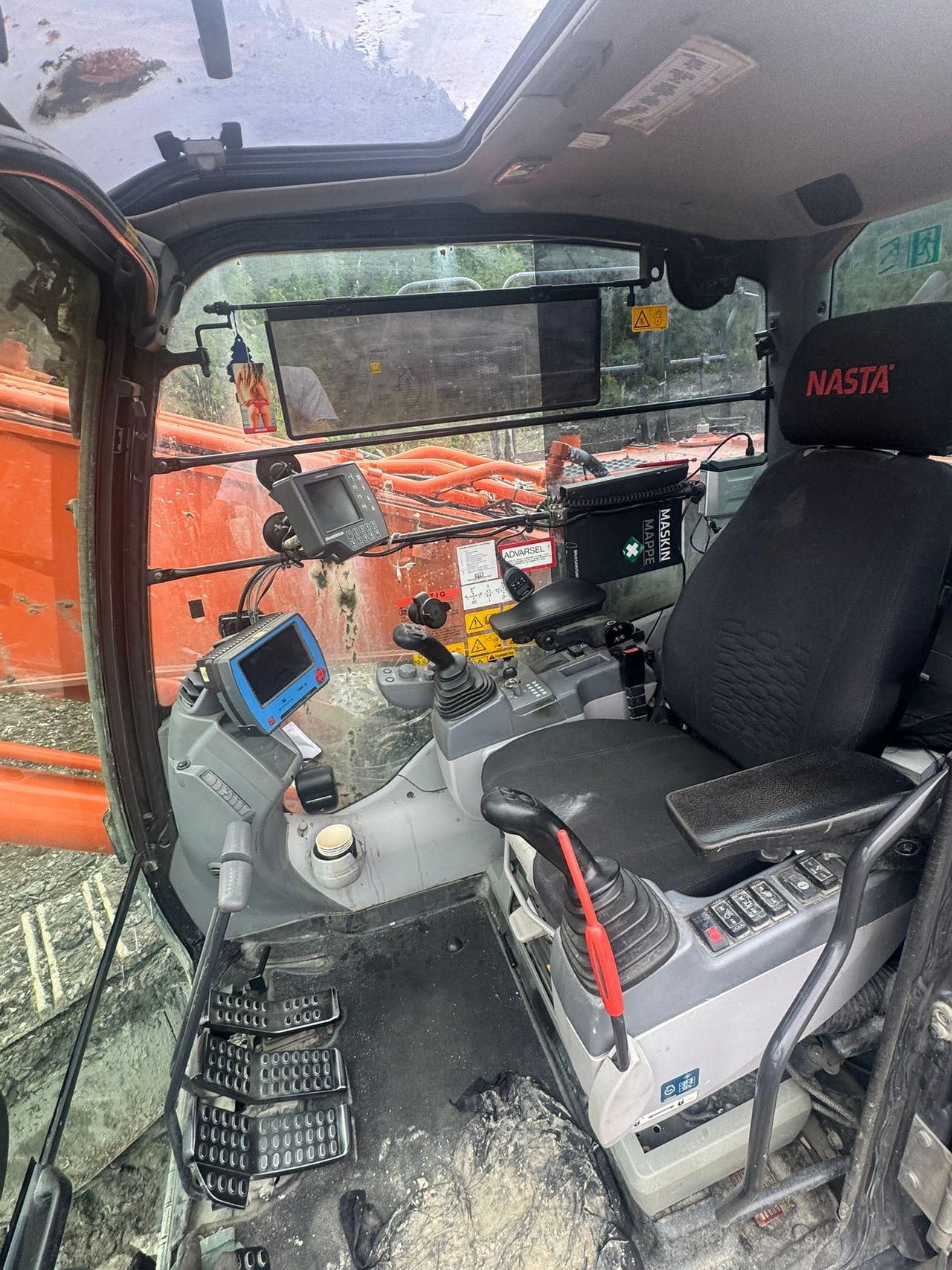 Hitachi ZX350-6 – bilde 10 av 12