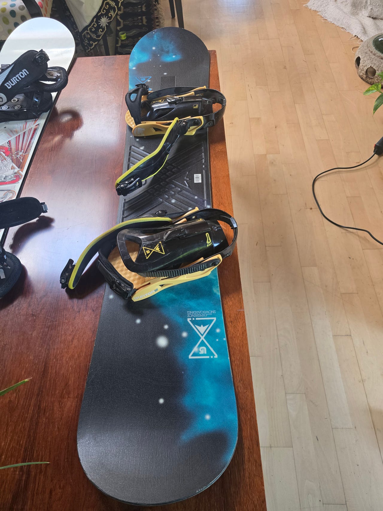 burton ltr 150 snowboard Tabla de para hombre Freestyle LTR, tamao: 150, colores: sin color Deportes y aire libre signature badges etc) might be broken or missing Snowboard Burton LTR 150cm |