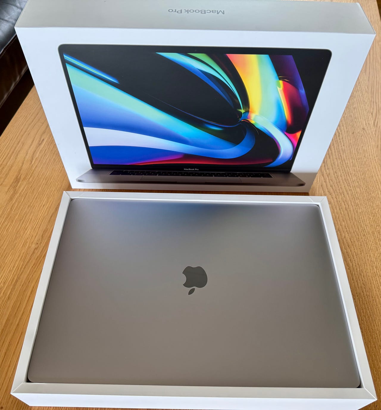 美品 MacBook Pro 16インチ i9 64/1TB CAD&3D設計 MacBook Pro 16