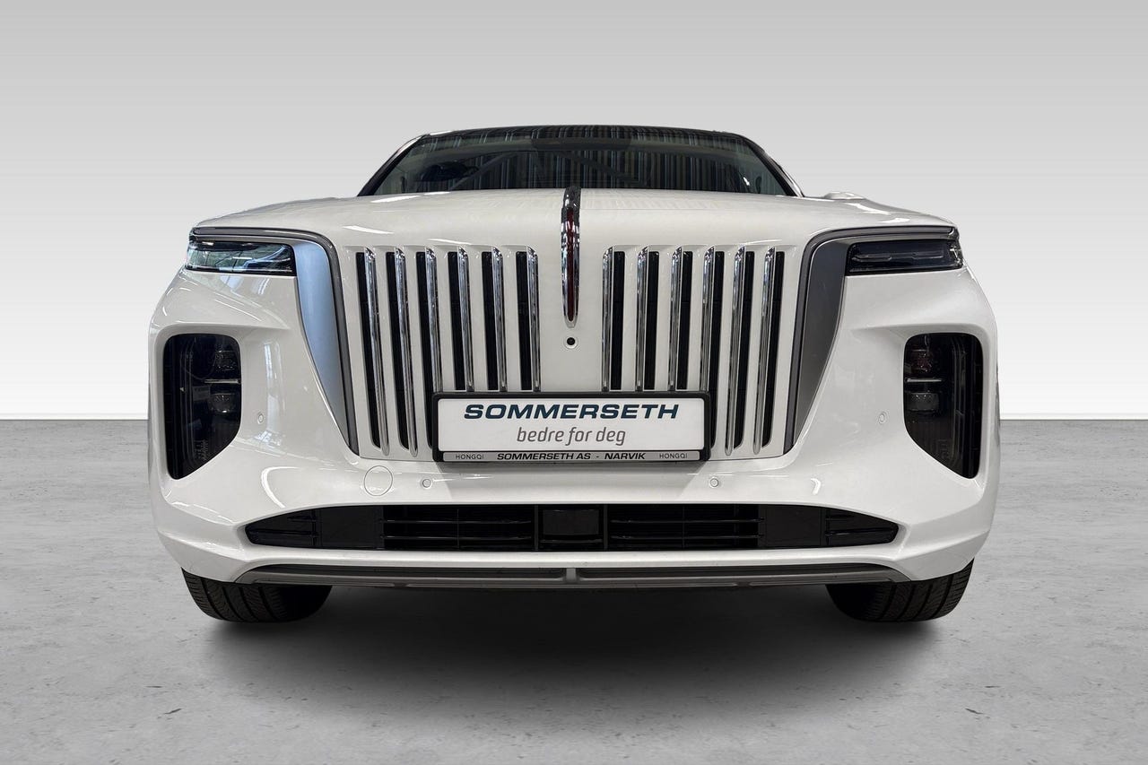 Hongqi E-HS9 4 hos Sommerseth