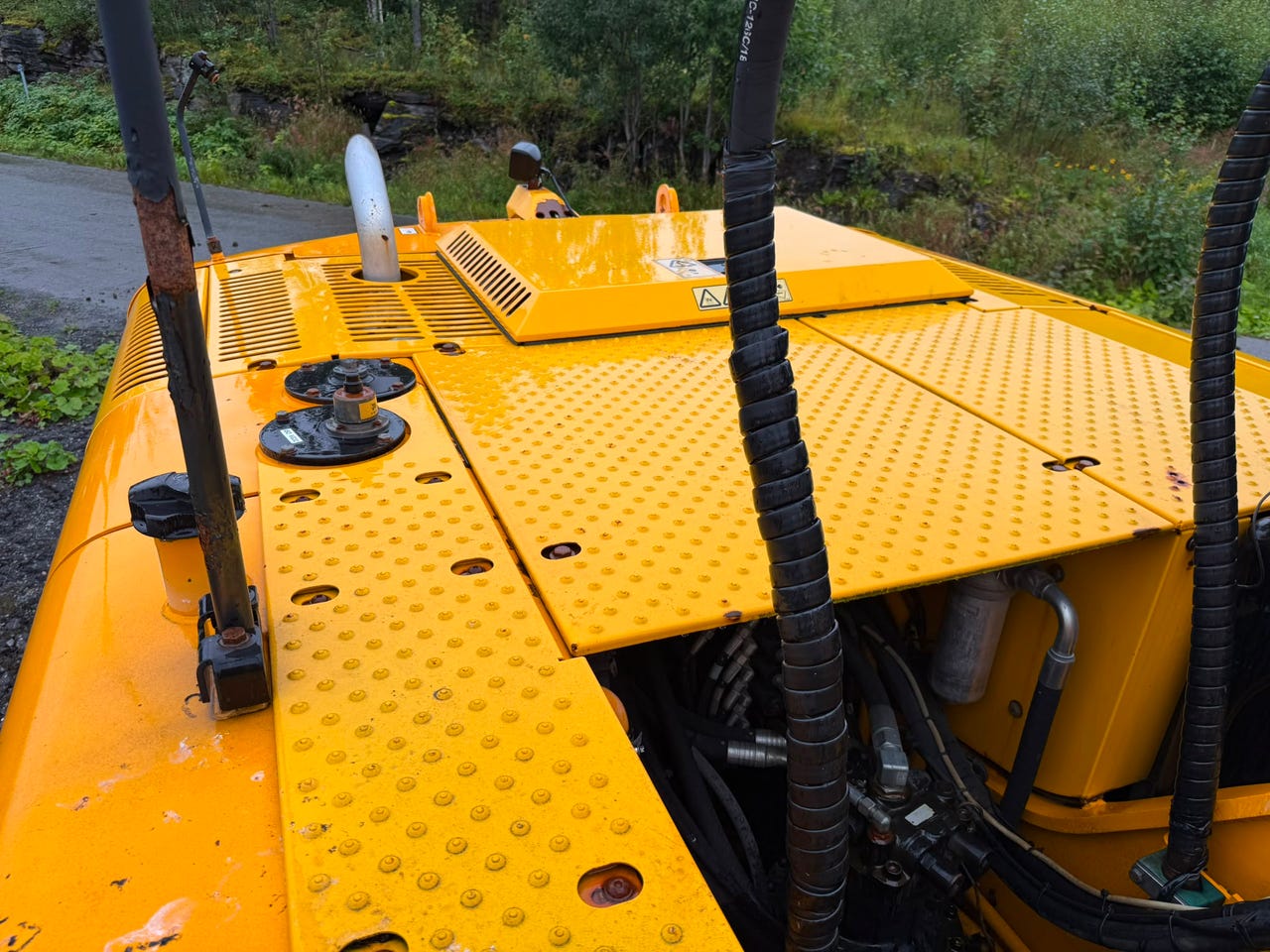 JCB JS210LC – bilde 4 av 20