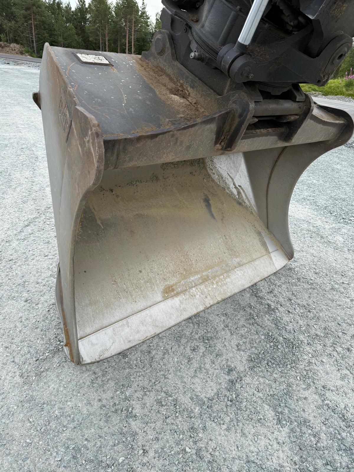 Cat 326 – bilde 23 av 26
