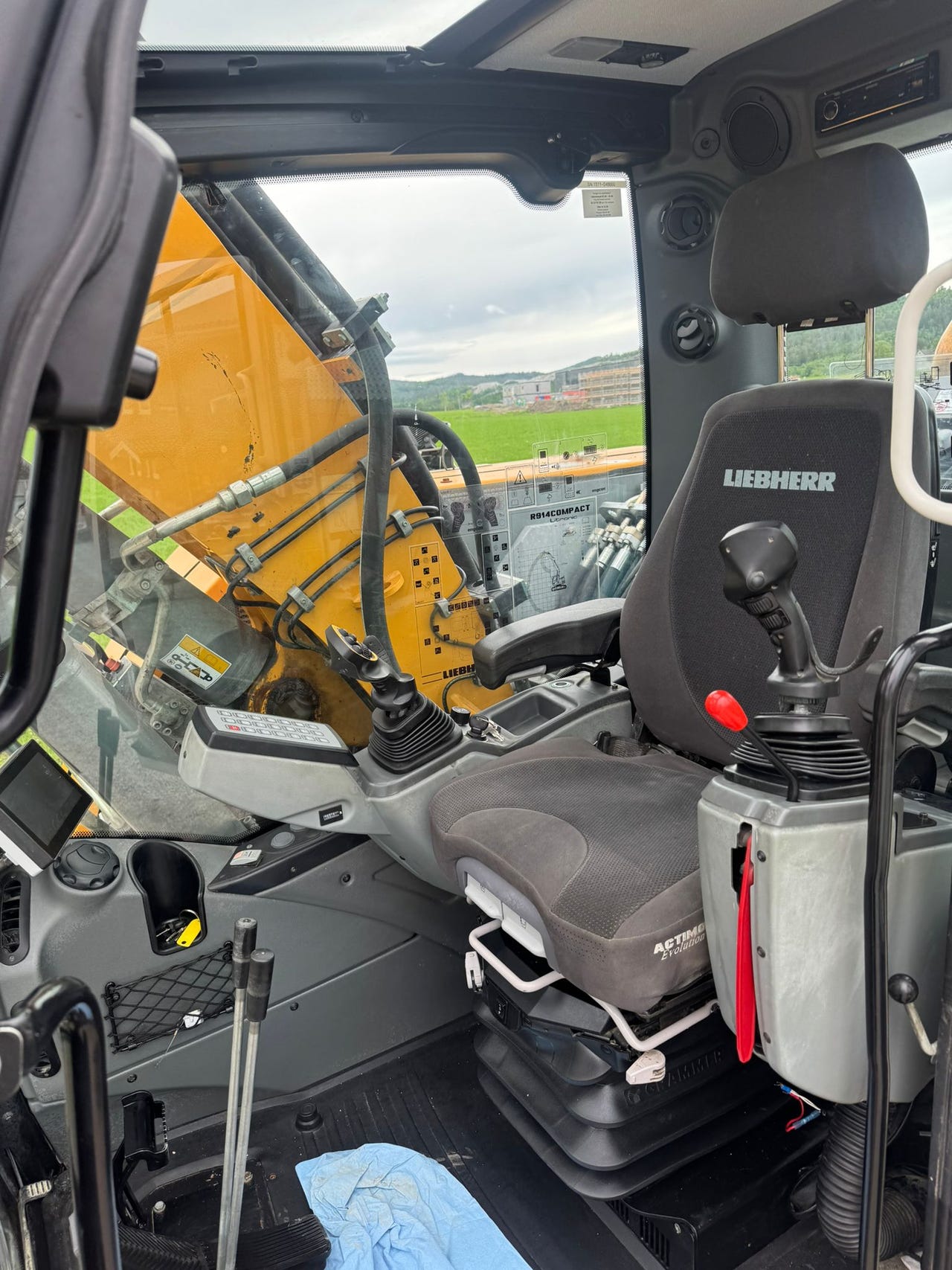 Liebherr R914 K – bilde 11 av 32