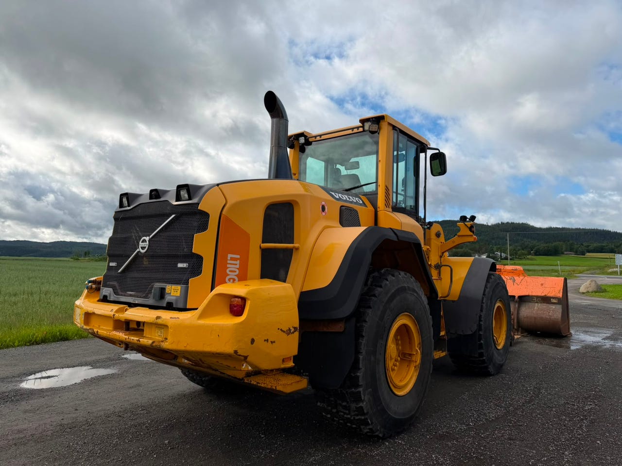 Volvo L110G – bilde 3 av 24