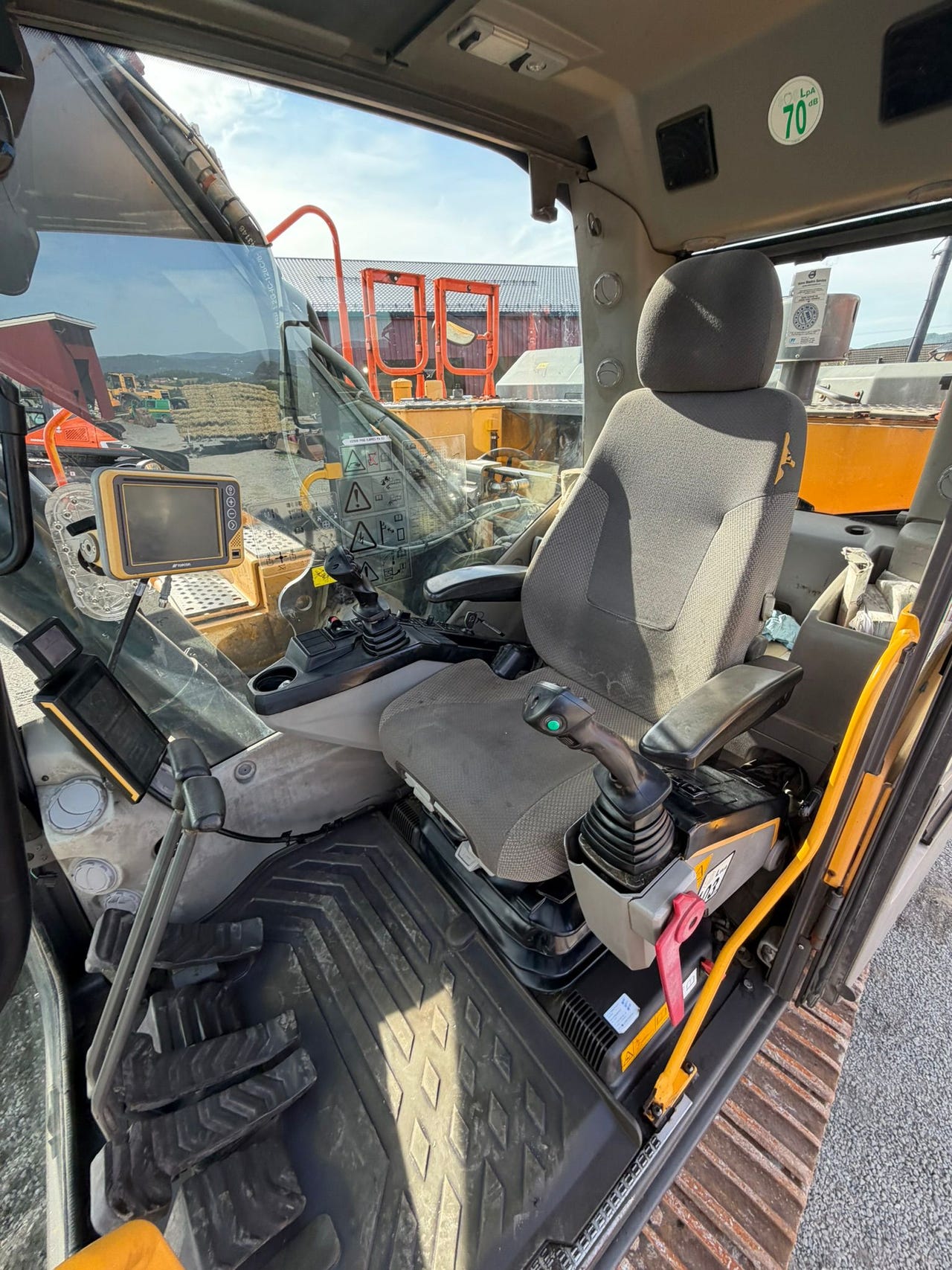 Volvo EC250 EL – bilde 23 av 27