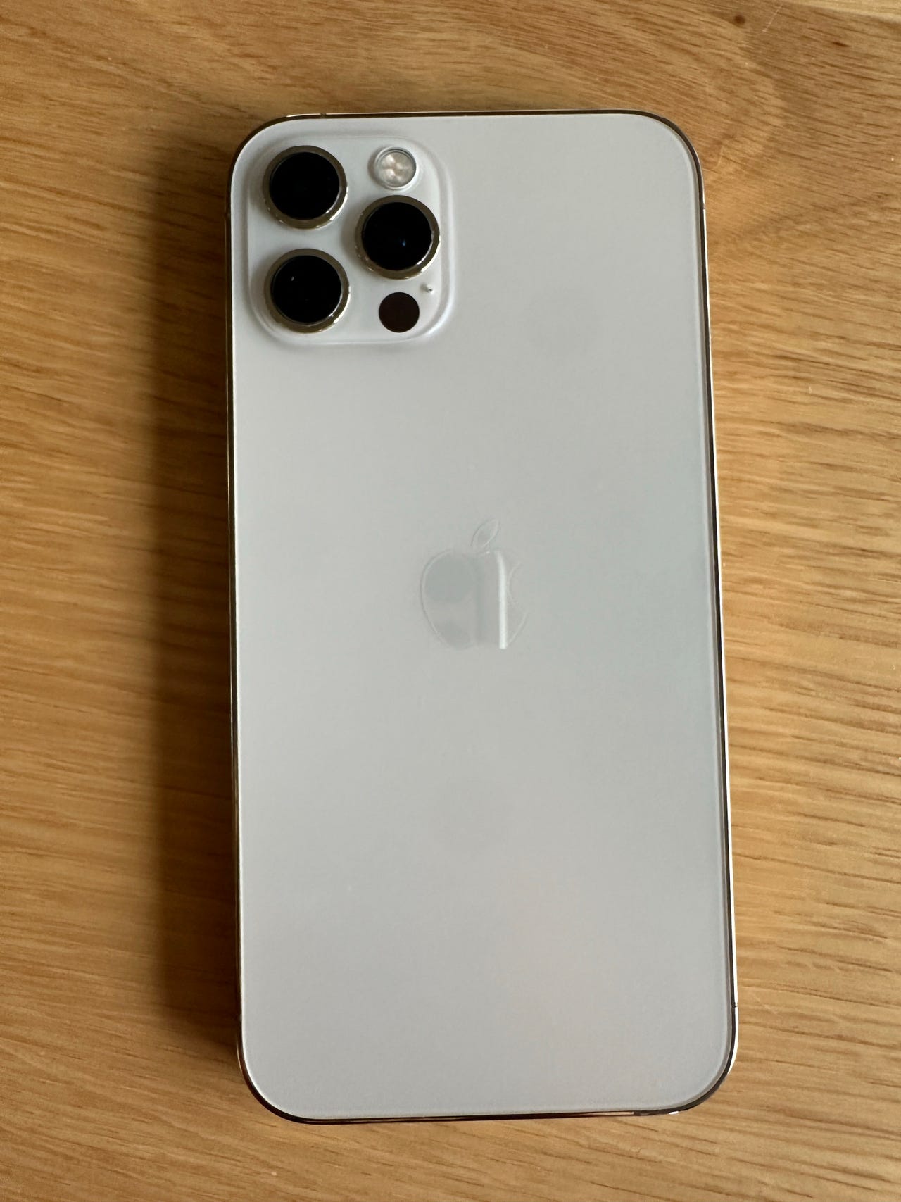Apple iPhone 12 Pro 128 GB sølv | FINN-torget