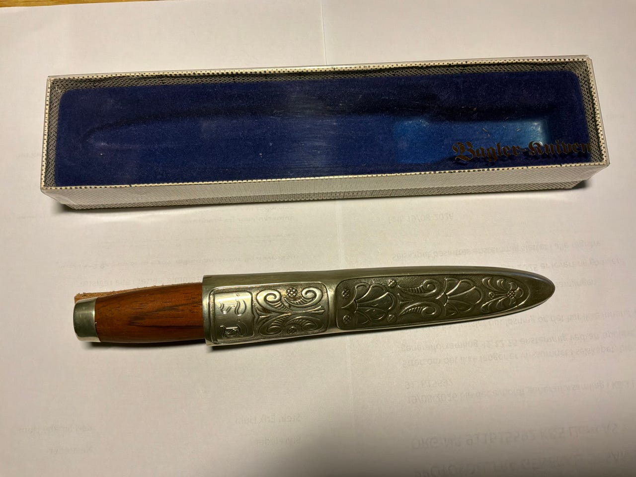 Bagler kniven, Haugrud bunadskniv. Ubrukt i originalforpakning