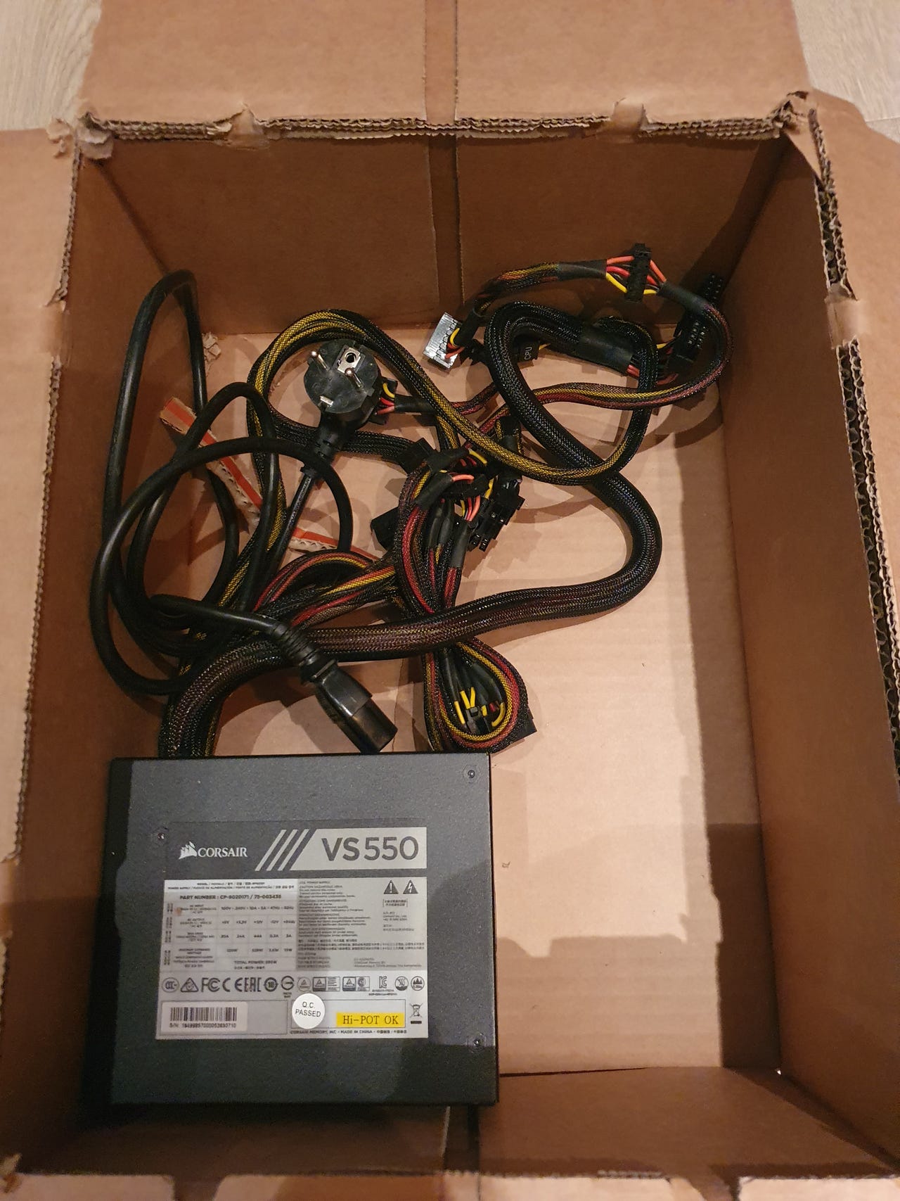 Corsair VS550 strømforsyning 550W til PC