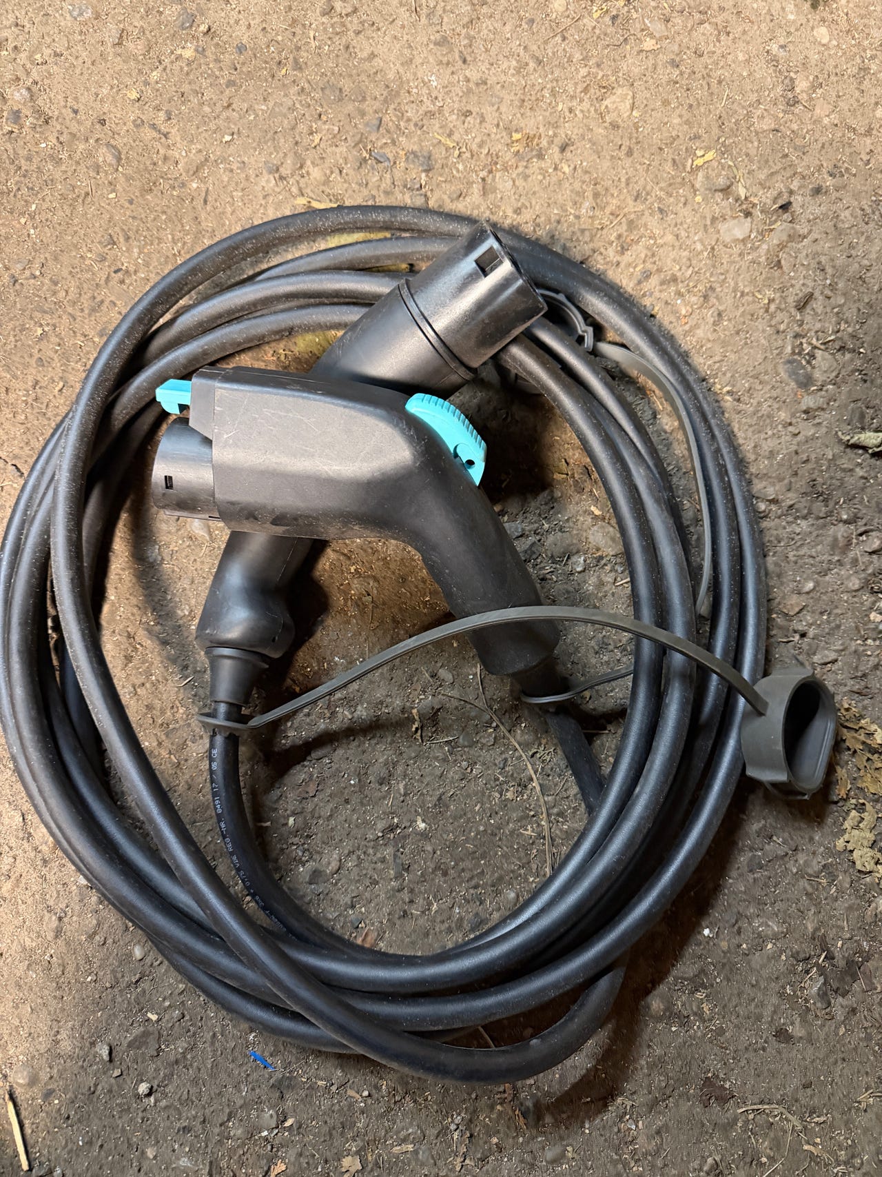 Nissan ladekabel Type 1 til type 2 32A 6m
