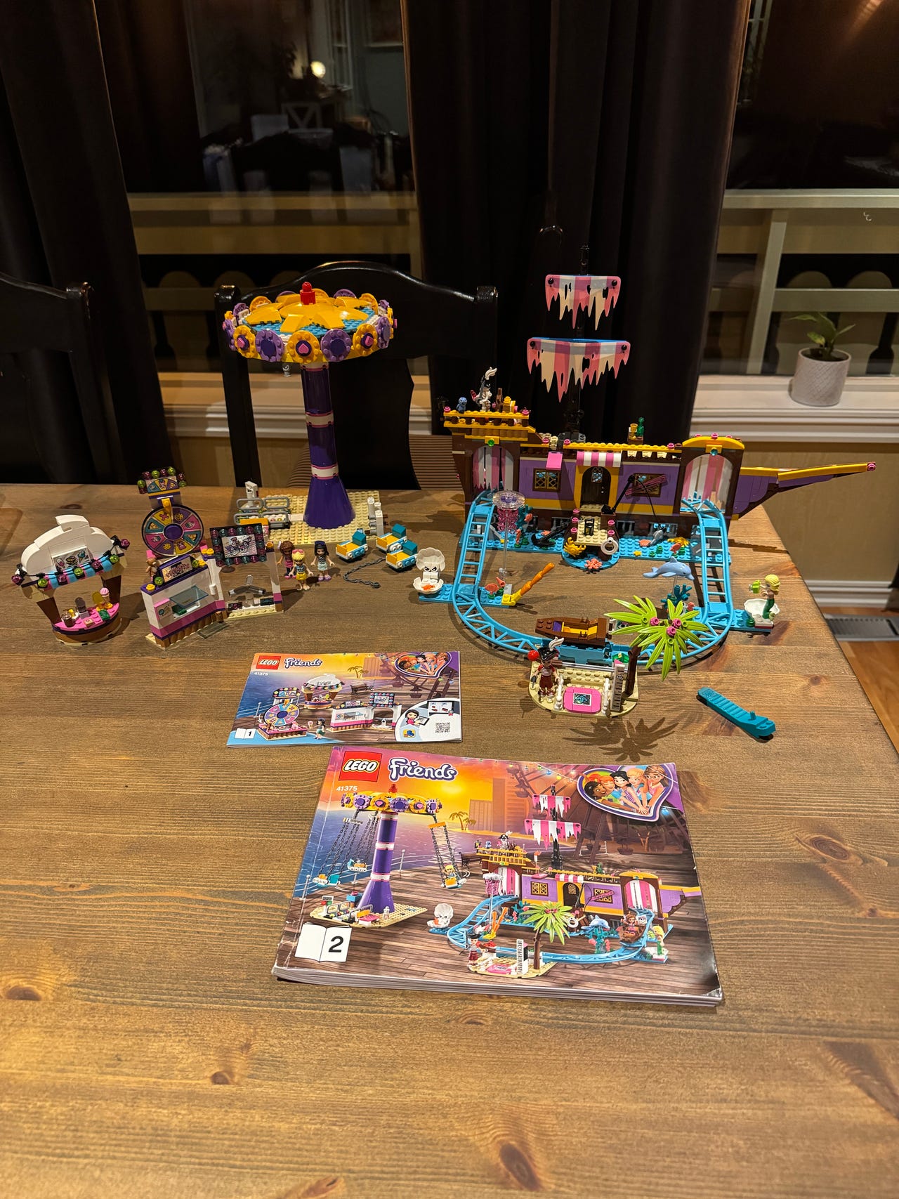 LEGO Friends 41375 Tivoliet på piren i Heartlake City