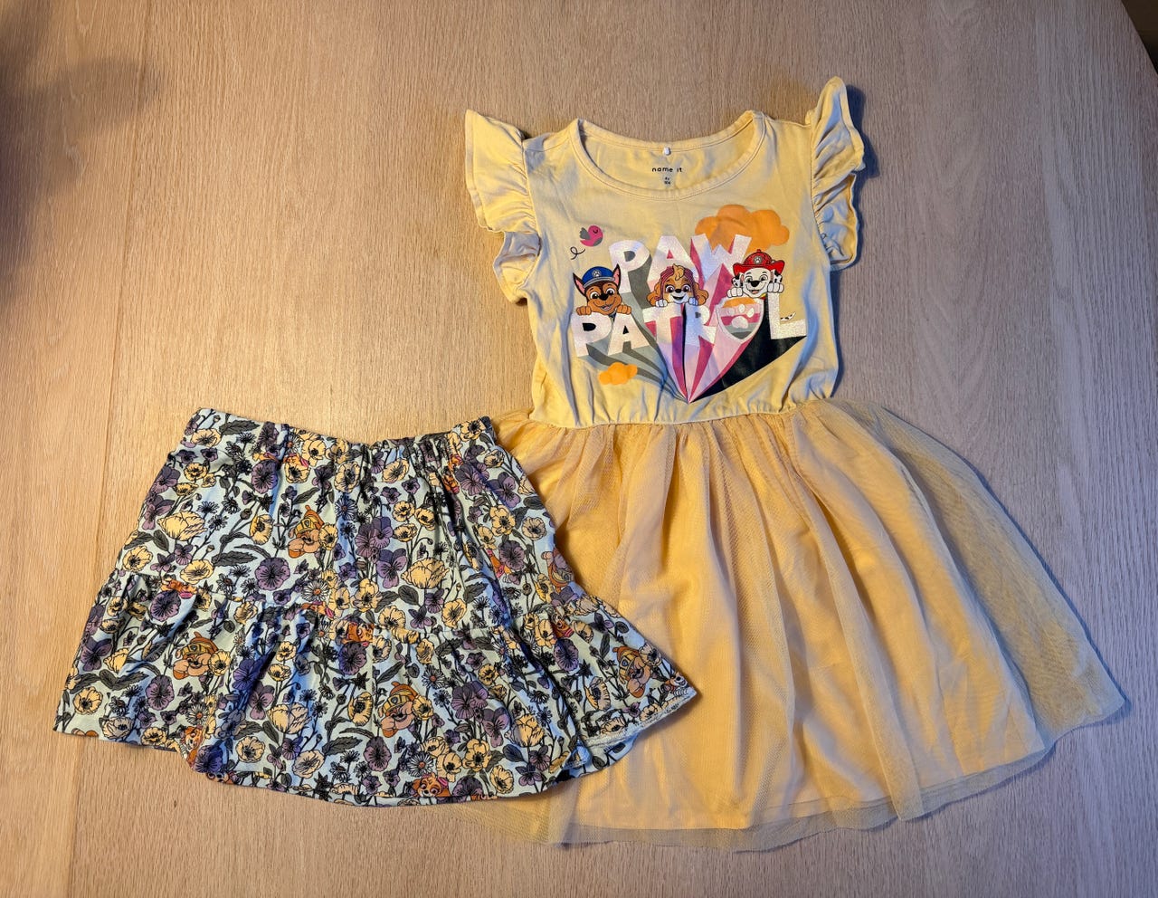 Name it, Paw Patrol kjole og skjørt str 104