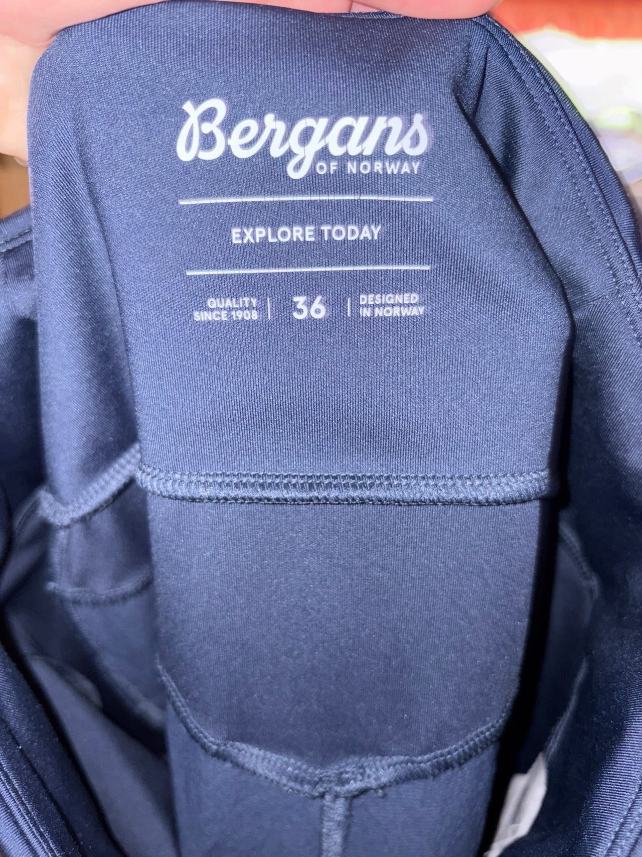 Bergens tights selges billig!