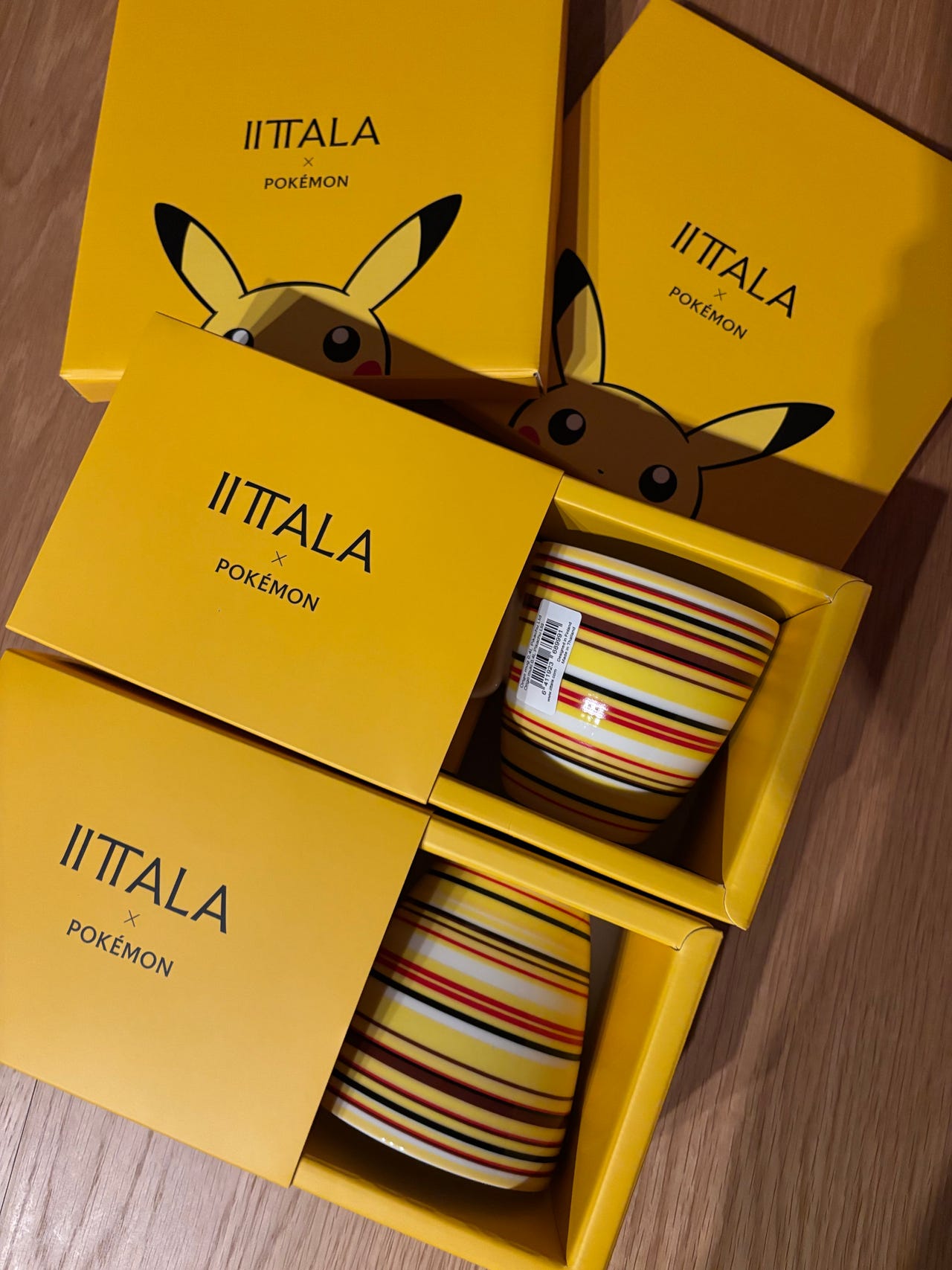 Iittala x Pokémon (2 kopper og 2 asjetter)