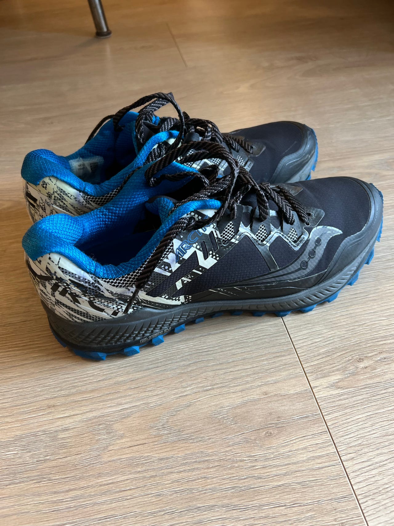Saucony løpesko for vinterbruk str 44,5
