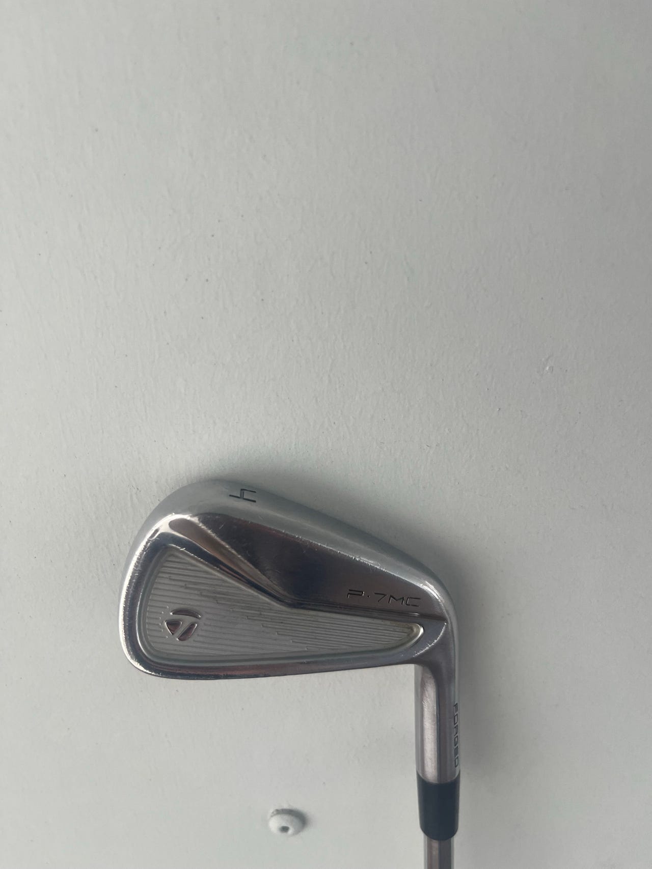TaylorMade p7mc 4 jern høyre med Dynamic Gold x-stiff skaft