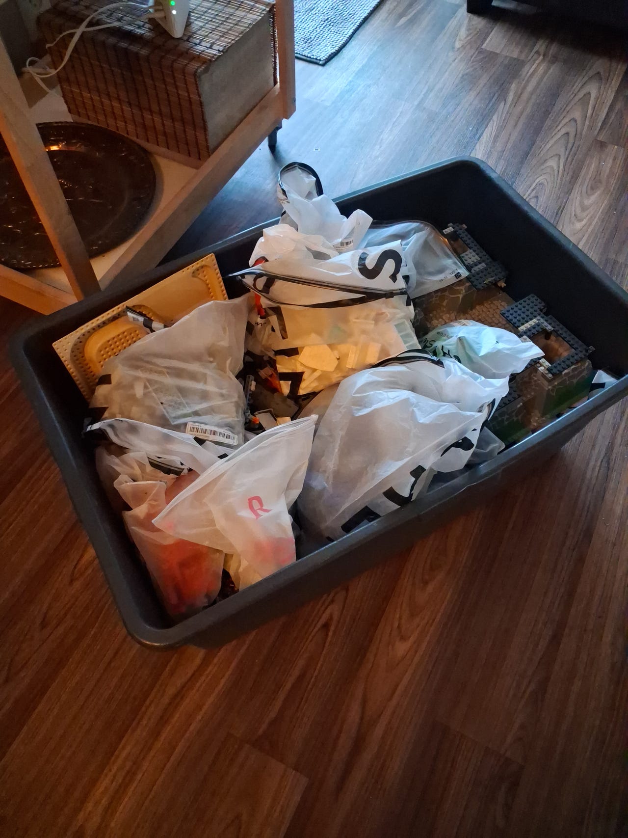 15 kg LEGO selges