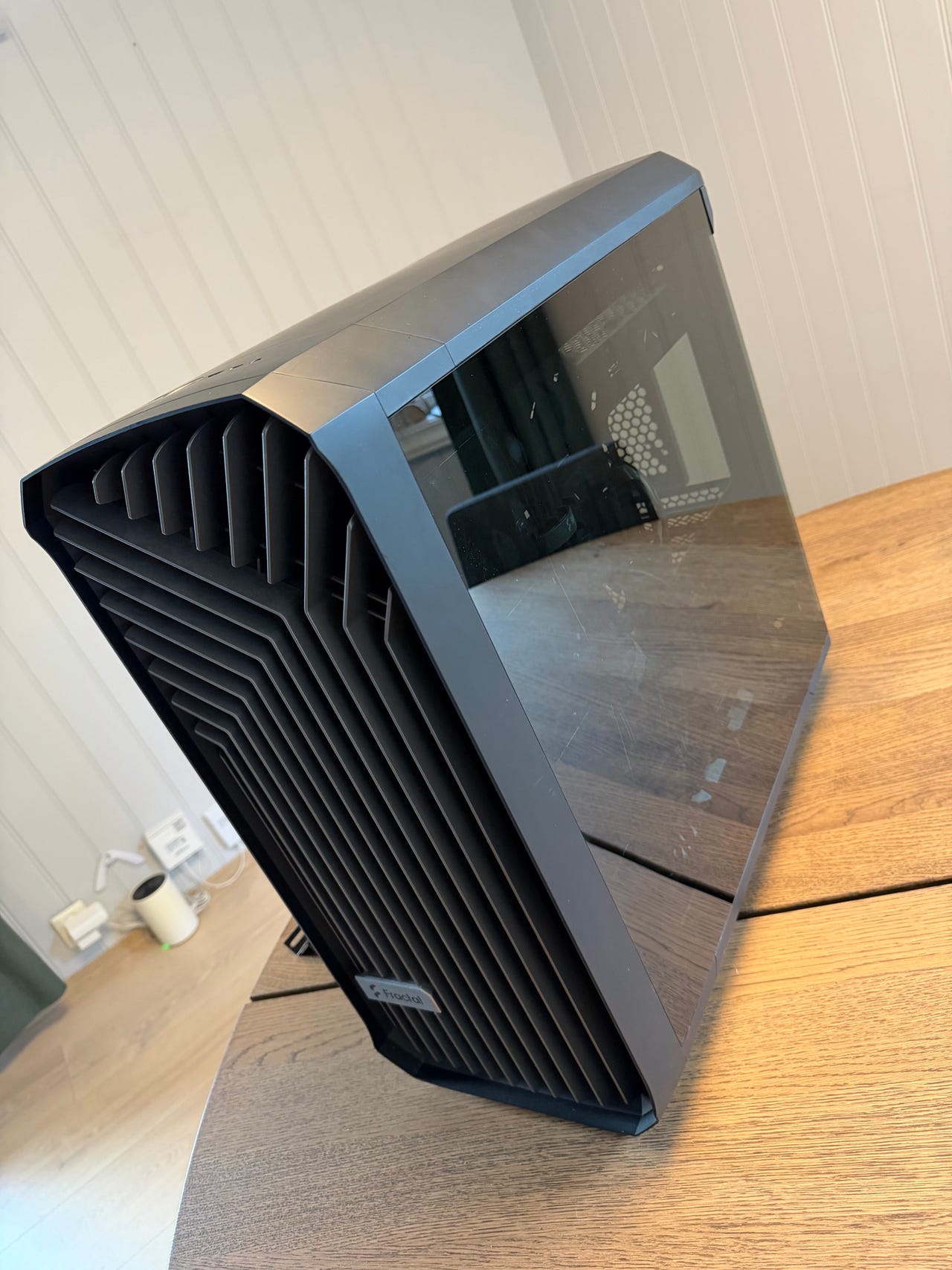 Fractal Torrent Midi tower TGL