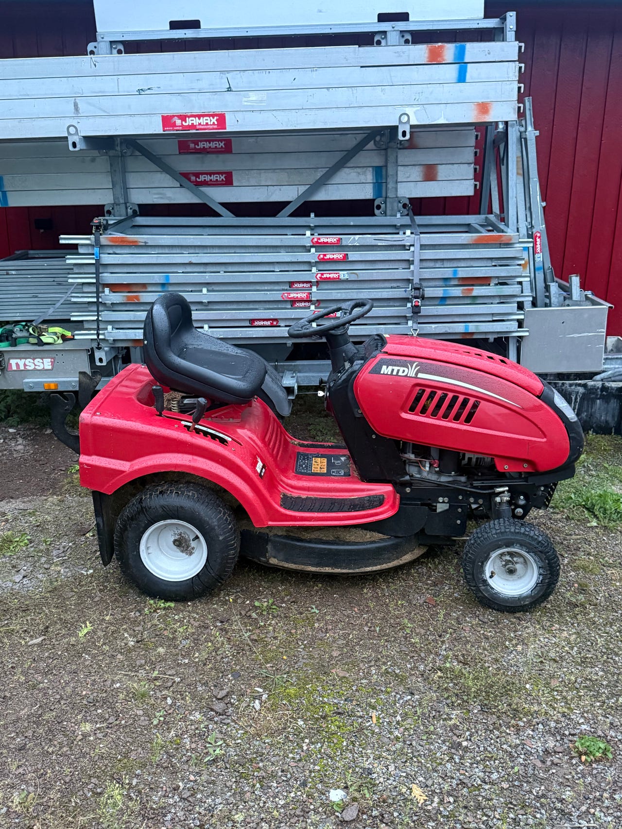 MTD LA 125 sitteklipper med oppsamler