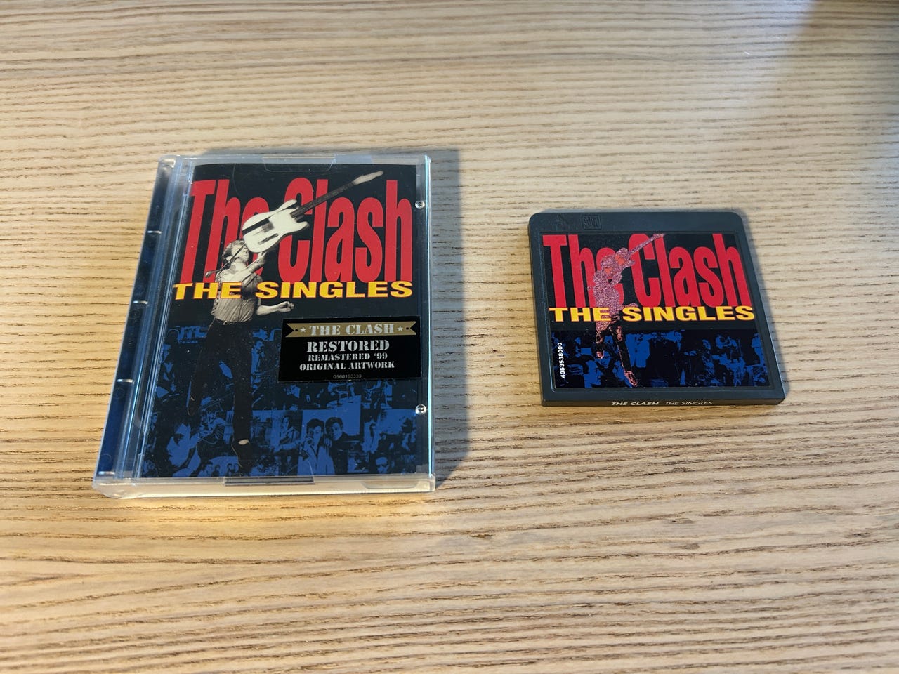 The Clash - The Singles (GRATIS FRAKT) | FINN-torget