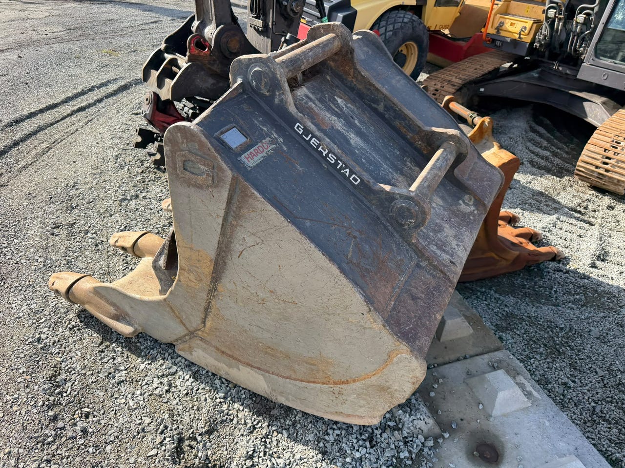 Komatsu PC210LC-7 – bilde 20 av 20