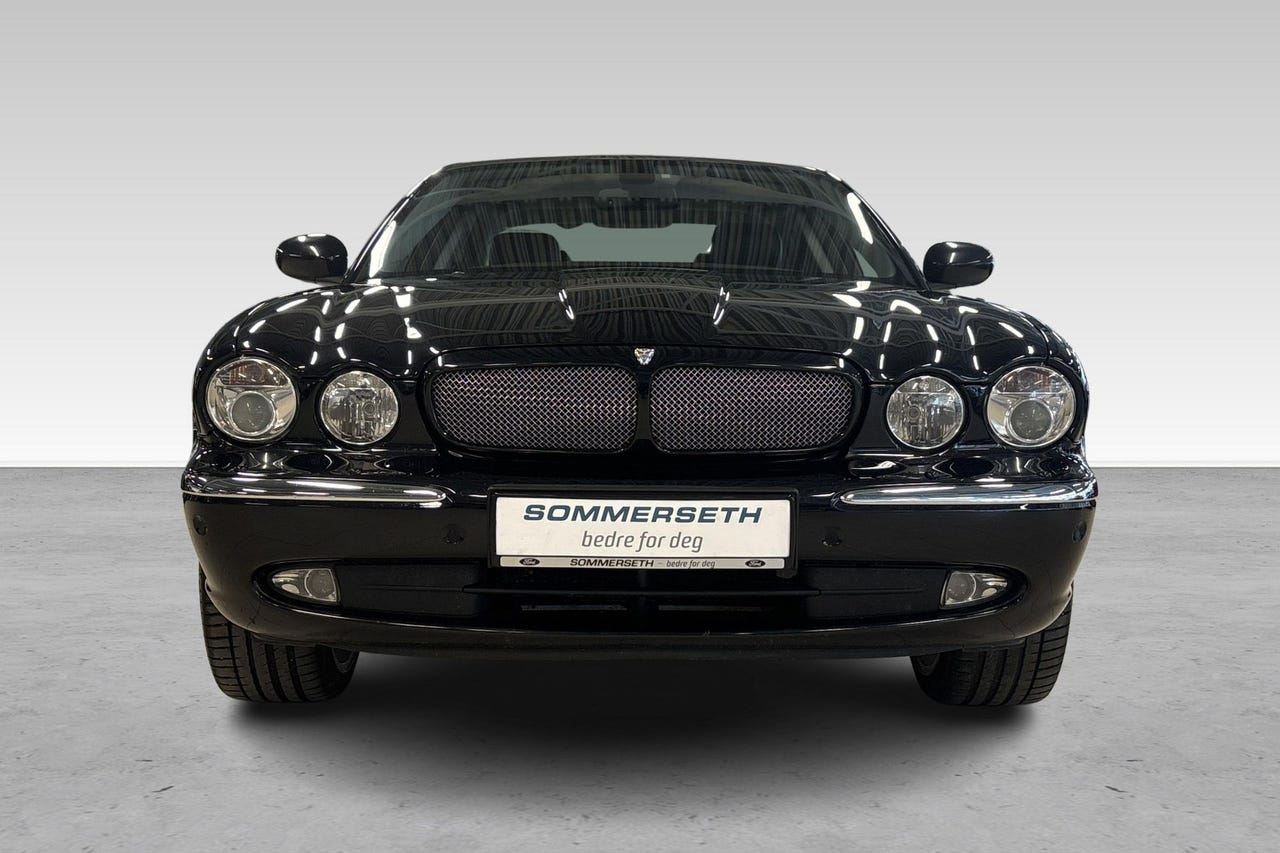 Jaguar XJ 5 hos Sommerseth