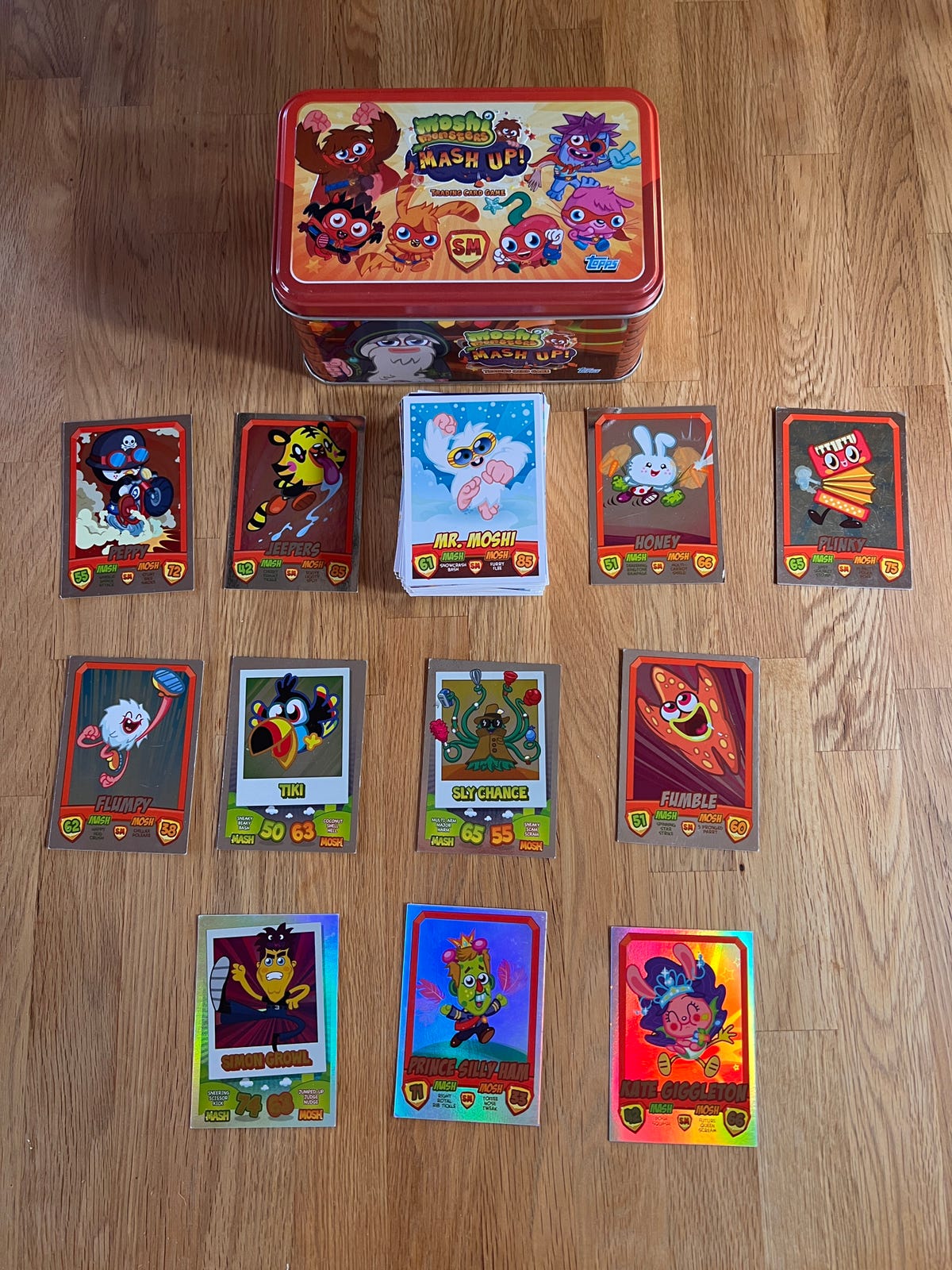 Moshi Monsters samlekort med metallboks | FINN-torget