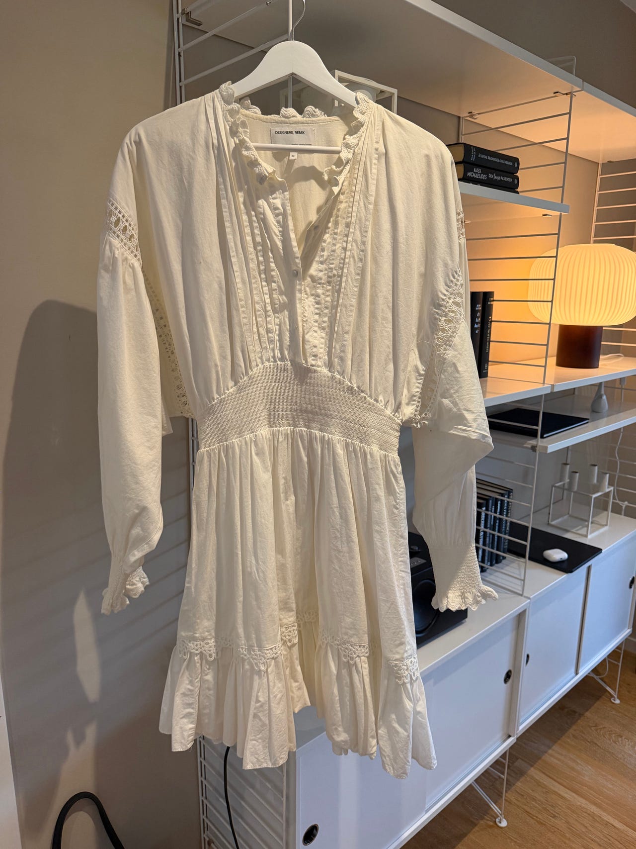 designers remix sandra dress «Sandra Ruffle Dress» hvit bomullskjole (str. 36) Size:12mo Open Back & Low Back Wedding Dresses style_bytay on LTK Strap dress