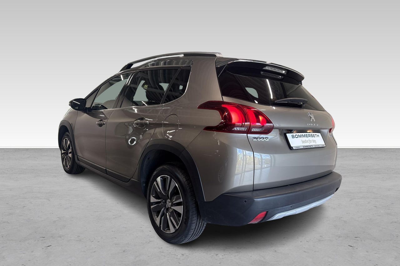 Peugeot 2008 8 hos Sommerseth