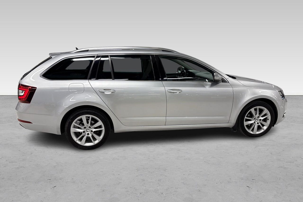 Skoda Octavia 11 hos Sommerseth
