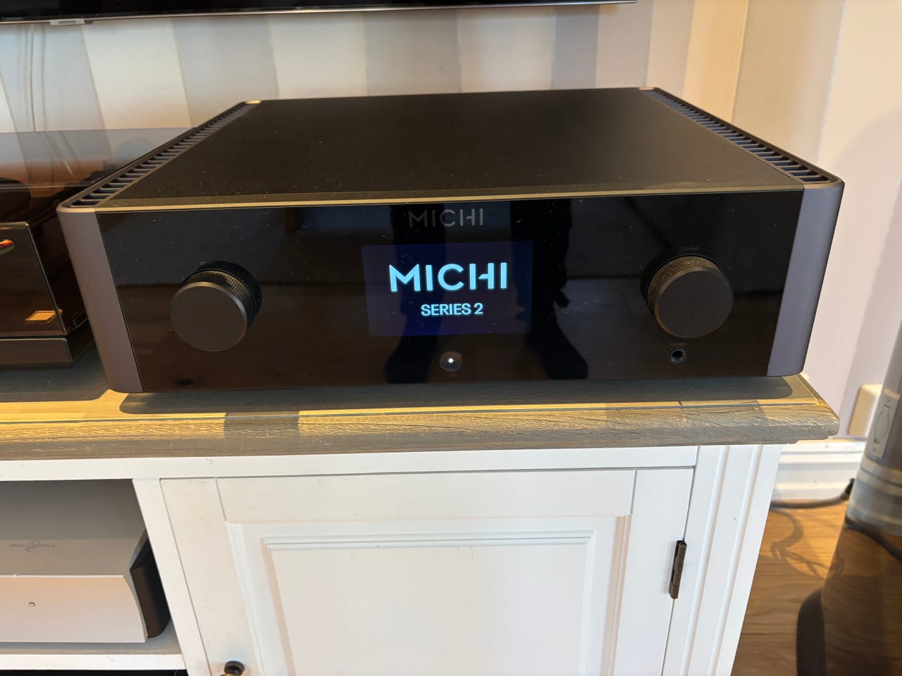 Rotel Michi P5 series 2 forforsterker | FINN-torget
