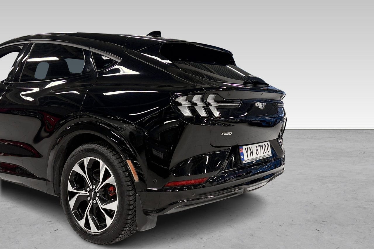 Ford Mustang Mach-E 7 hos Sommerseth