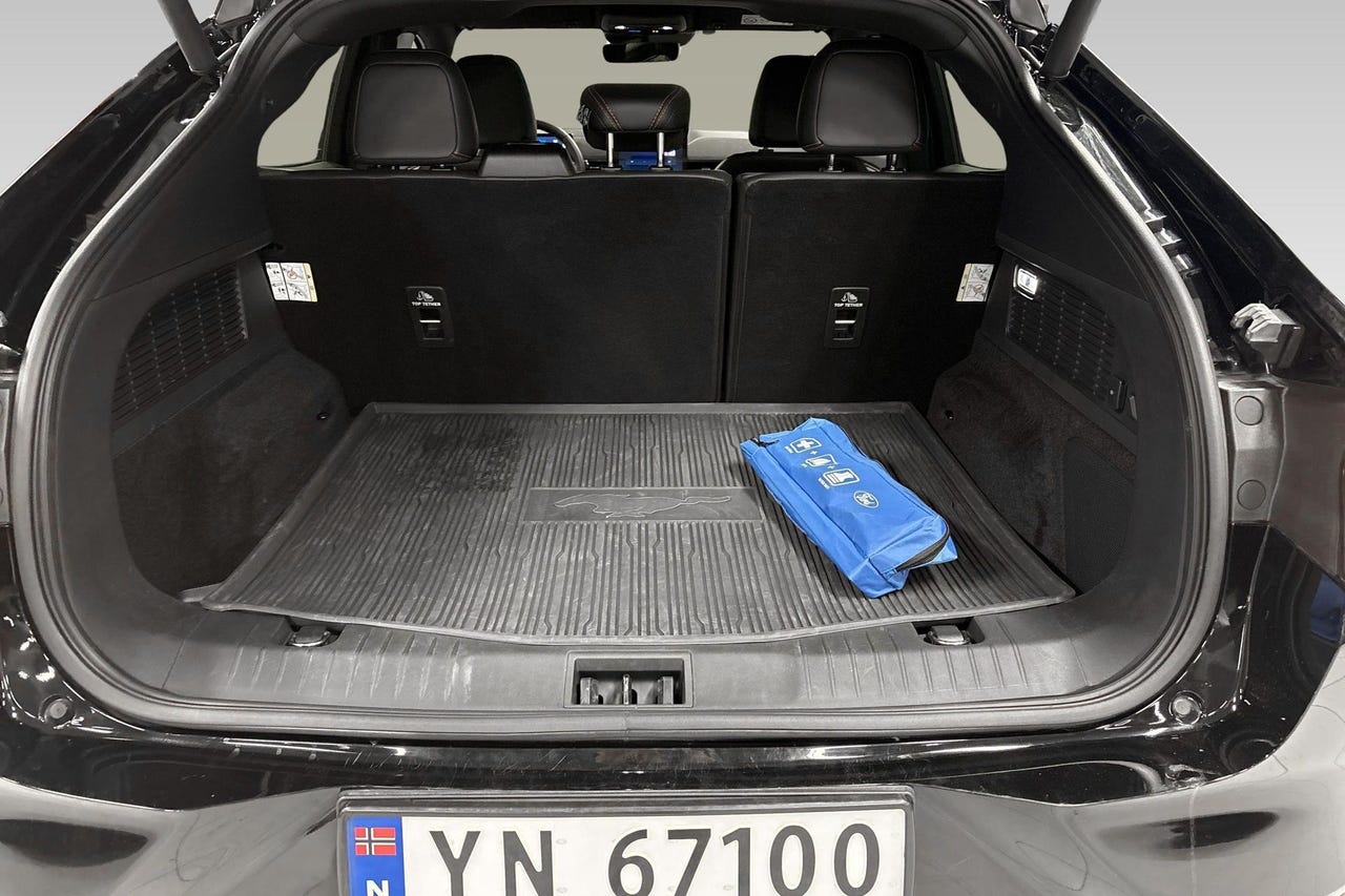 Ford Mustang Mach-E 12 hos Sommerseth