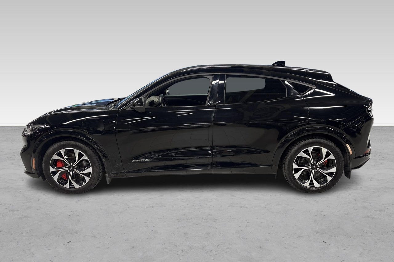 Ford Mustang Mach-E 6 hos Sommerseth