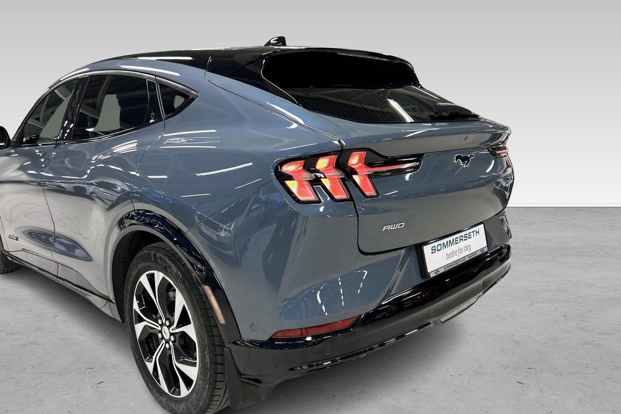 Ford Mustang Mach-E 7 hos Sommerseth