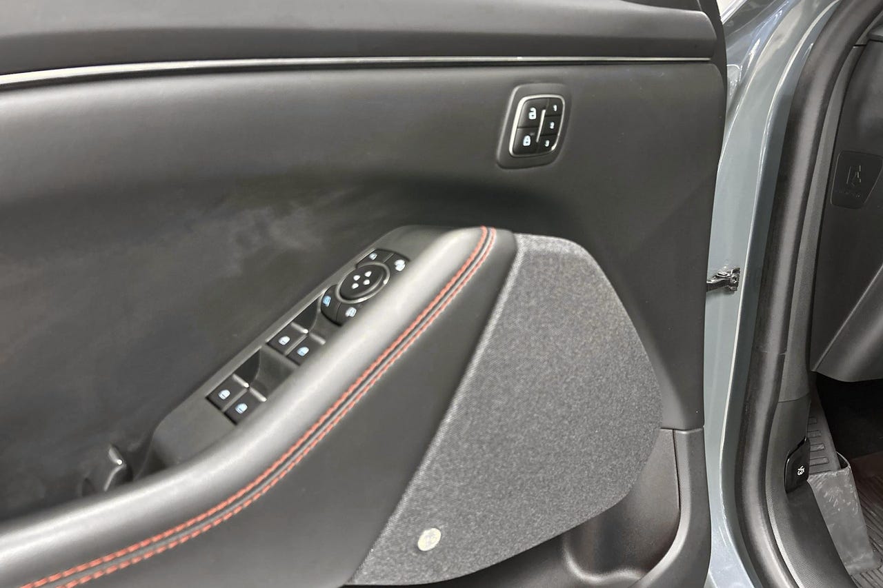 Ford Mustang Mach-E 25 hos Sommerseth